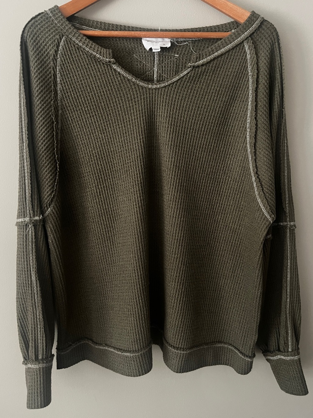 ANDREE BY UNIT Olive Waffle-Knit Scoop Neck Sweater